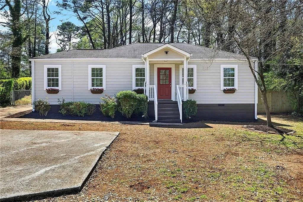 4 bed, 3.0 bath, 1630 sqft, $3,400 — Photo 2