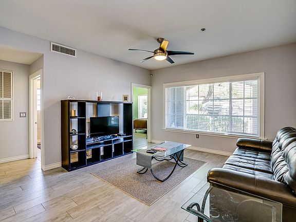 5th image of 1500 E Pusch Wilderness Dr Unit 4105
