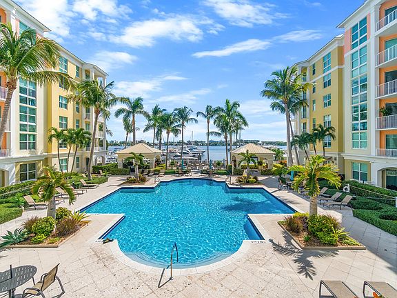 2nd image of 806 Windward Way #212