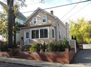 18 Winthrop St, Malden, MA 02148
