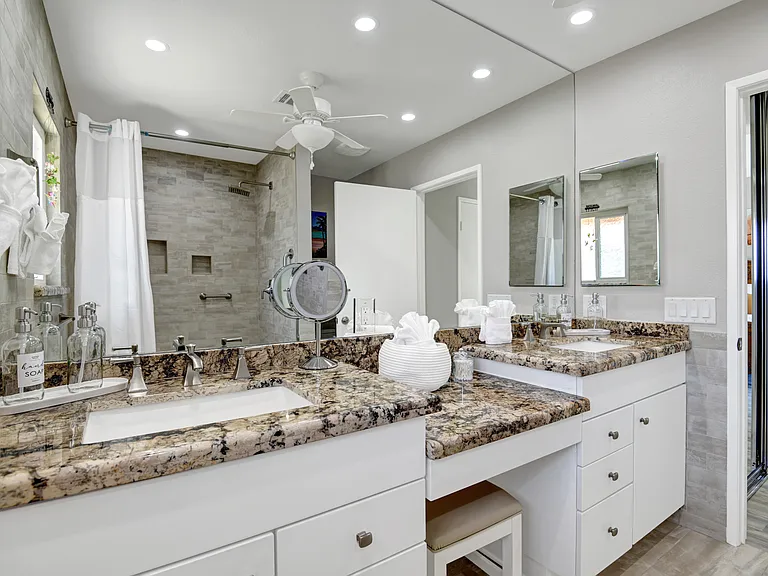 1457 E Adobe Way — Photo 16