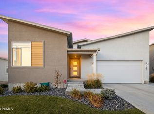 742 W Wynwood Dr, Salt Lake City, UT 84123