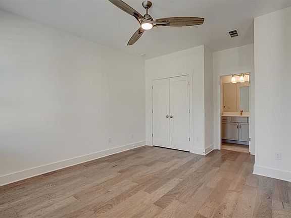 4th image of 1102 Thomas St