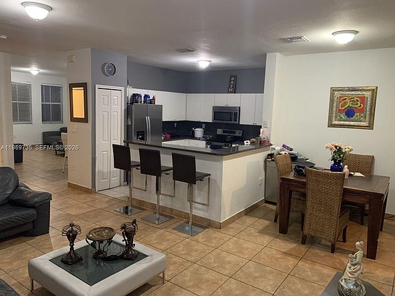3rd image of 6243 SW 165th Ave