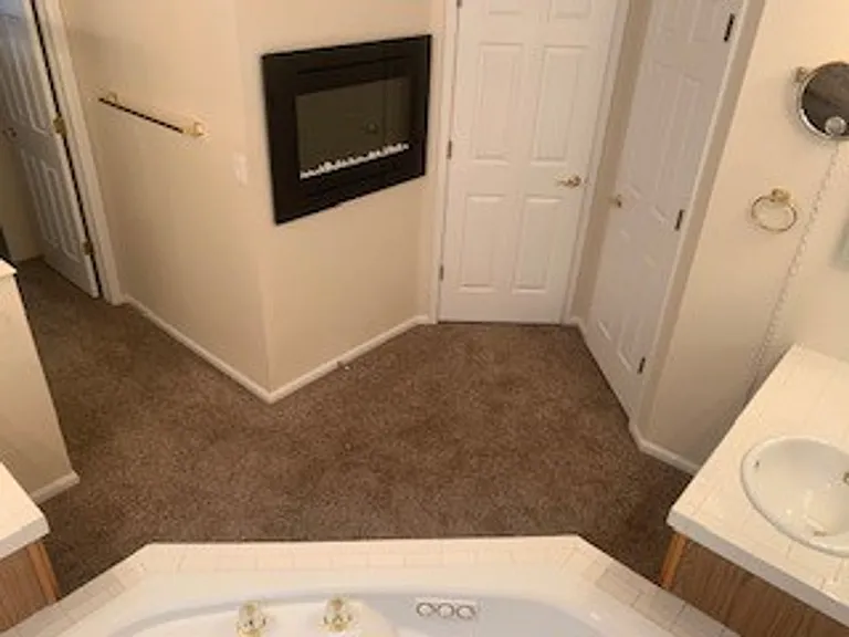 12486 Lipan Ct — Photo 16