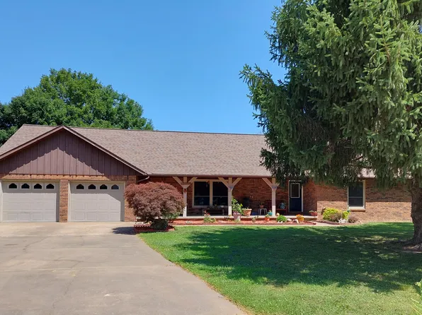 1654 S Porter Avenue, Aurora, MO 65605