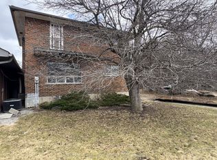 915 Taunton Rd E, Whitby, ON L1R3L7