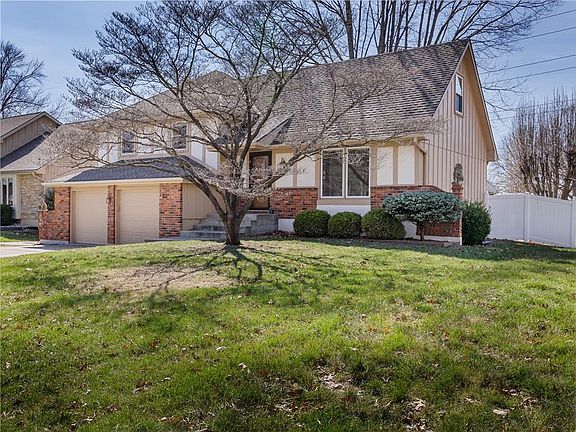 4th image of 714 SW Murray Rd