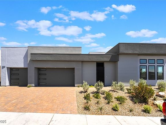 3rd image of 11036 Desert Heights Ave