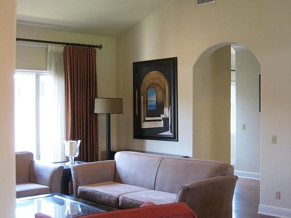 Vaulted Ceilings in Living Room