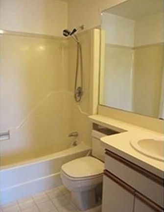 5th image of 333 Pond St #5