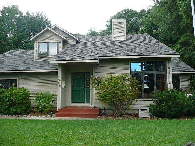 1st image of 1086 Quaker Valley Dr