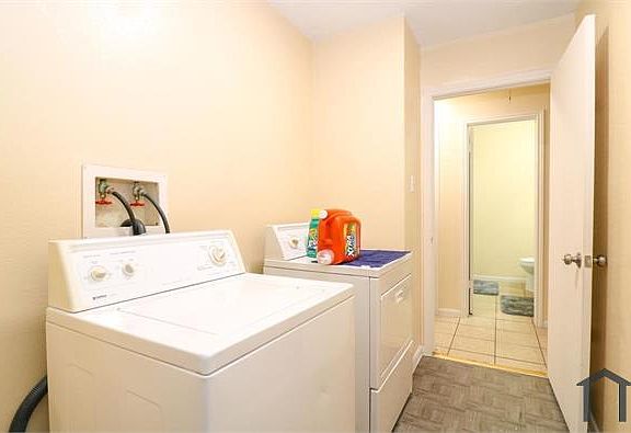 3rd image of 16039 Vista Del Mar Dr