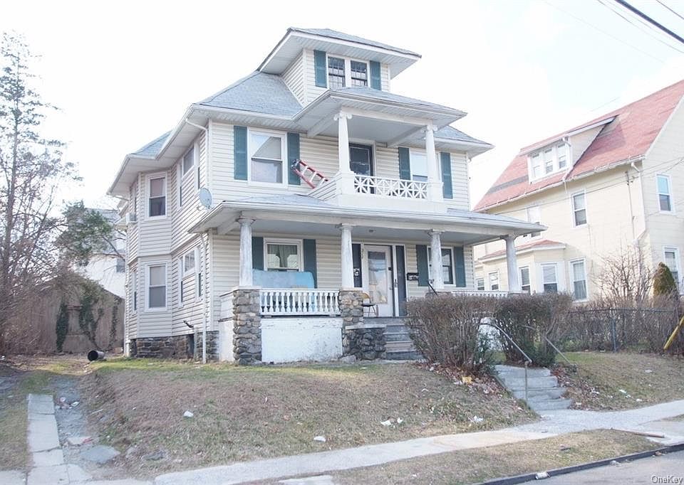1st image of 322 S 2nd Ave