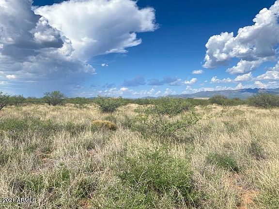 3rd image of TBD N 104-27-065-B Huachuca Vista Trail N #'-'