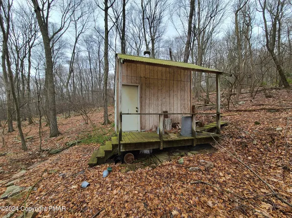 2372 Point Phillips Rd, Kunkletown, PA 18058