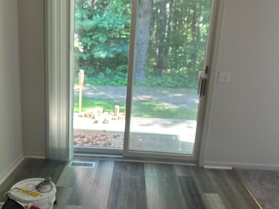 2nd image of 2870 Beach Rd #14