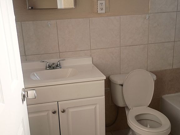 5th image of 9408 Grandfield Rd Unit A