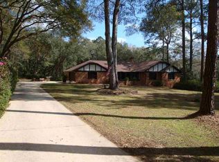 2061 Wedgewood Dr, Tallahassee, FL 32317