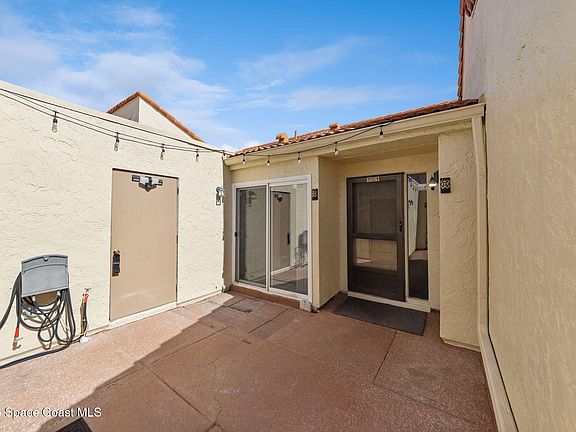 3rd image of 709 Spring Valley Dr