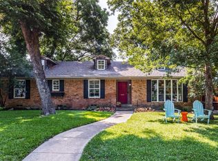 9590 Spring Branch Dr, Dallas, TX 75238