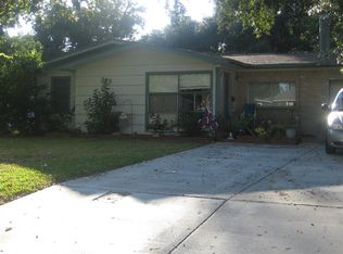 328 Redwood St, Lake Jackson, TX 77566