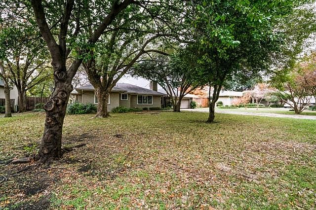 2nd image of 10759 Camellia Dr