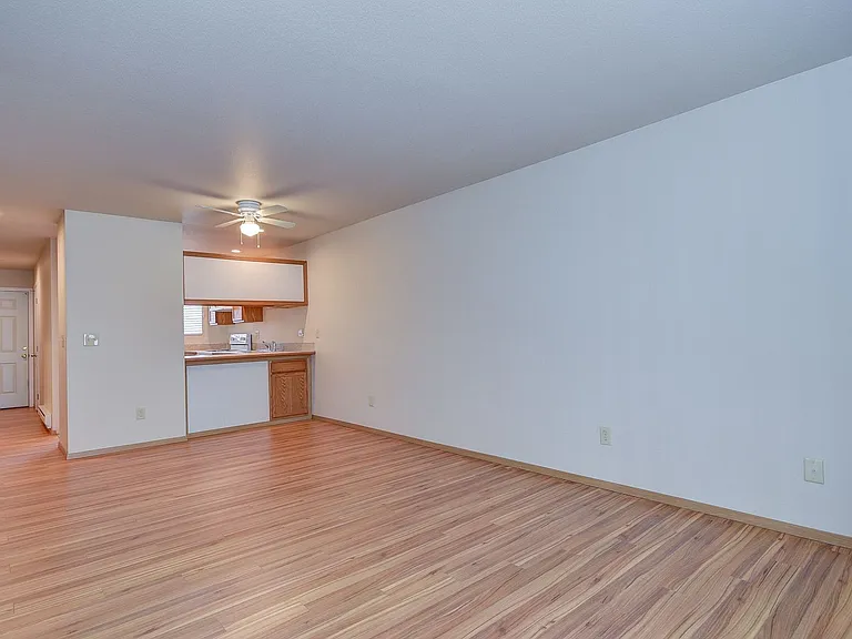 M0832 Arbor Terrace Apartments — Photo 5