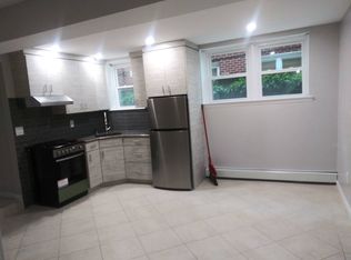 42-27 202, Bayside, NY 11361