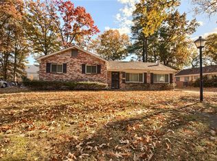 47 Azalea Dr, Hampton, VA 23669