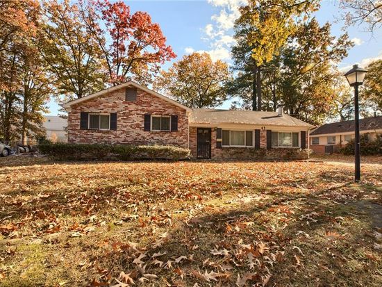 47 Azalea Dr, Hampton, VA 23669