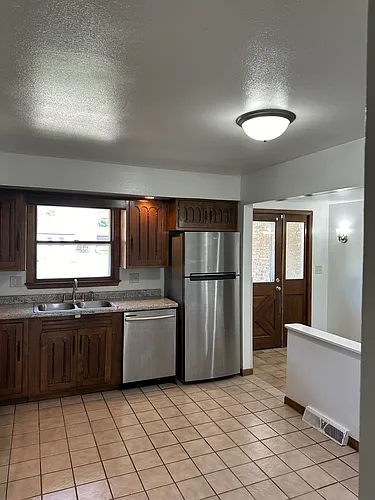554 Sandra Ln Photo 1