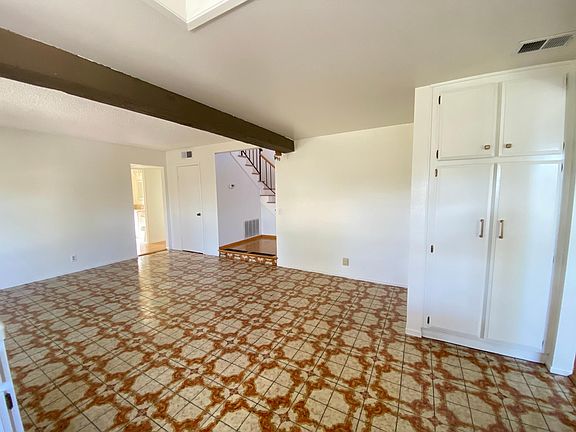 5th image of 823 N Revere Ave