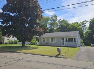 10 Navarro Rd, East Haven, CT 06512