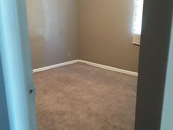 This may or may not be the actual picture of this unit but its the same lay out