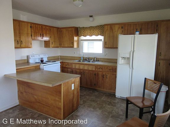 5th image of 138 Witten St