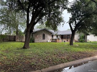 1302 S Ironwood St, Pharr, TX 78577