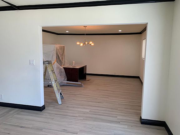 3rd image of 5913 Portsmouth St