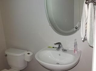 1235 Ardmore Ct, Orion, MI 48359