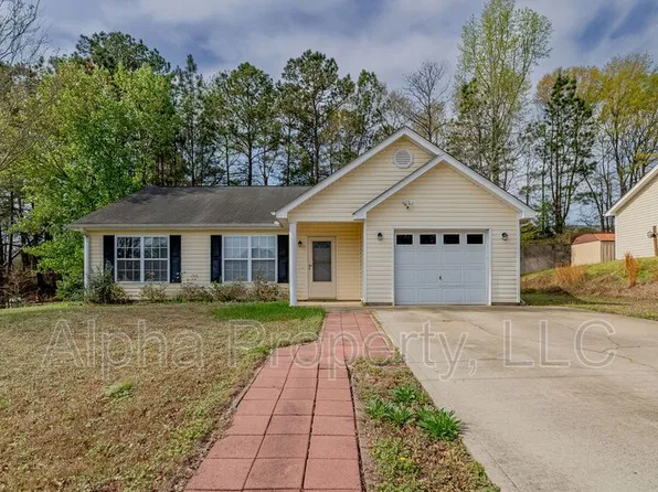 1901 Country Apple Ct, Fountain Inn, SC 29644