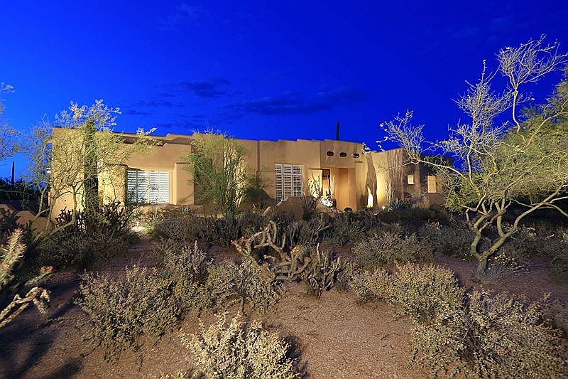 1st image of 8300 E Dixileta Dr Unit 301