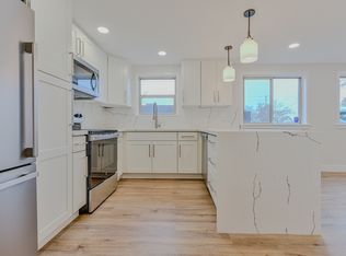 2147 6th Ave W APT 1, Seattle, WA 98119