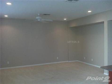 3rd image of 17557 Queensland St