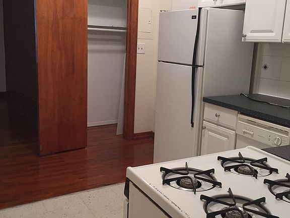 2nd image of 509 12th St #1ABN