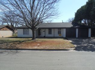 8117 Redwood Dr, Benbrook, TX 76116