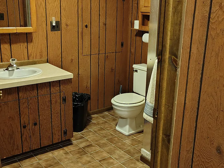 390 Diane Dr — Photo 13