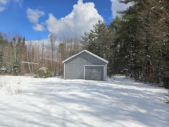 4th image of 10 Gales Road