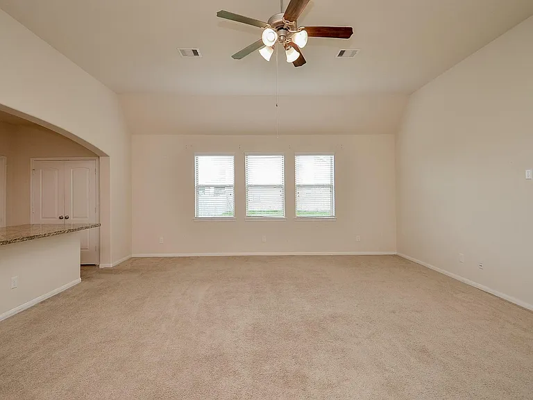 2227 Leonetti Ln — Photo 20