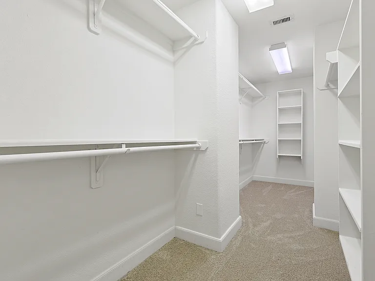 5166 Oasis Park — Photo 13