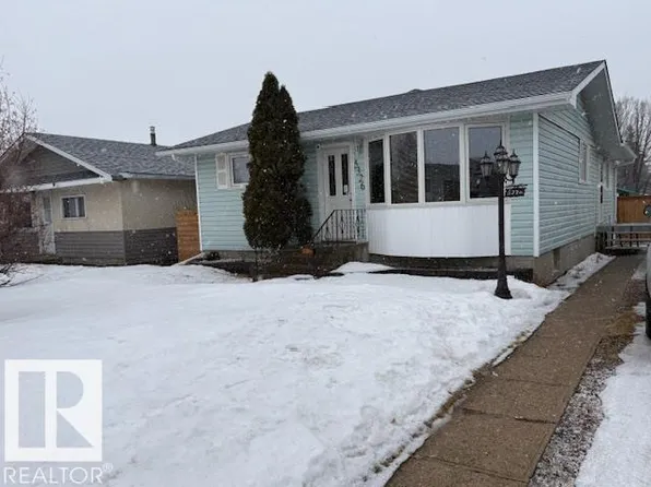 5326 45th St, Vegreville, AB T9C 1C5